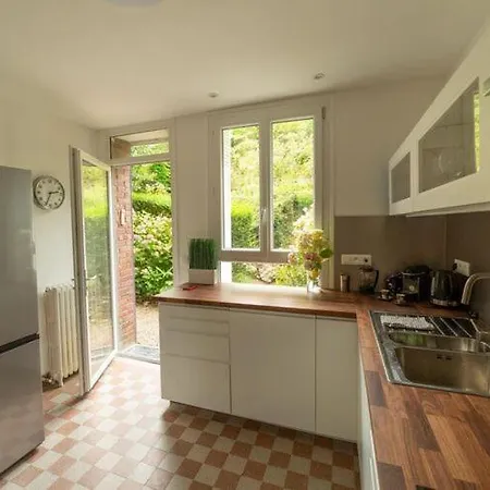 Дом отдыха Charming Cottage, Dieppe, Alabaster Coast Дьепп